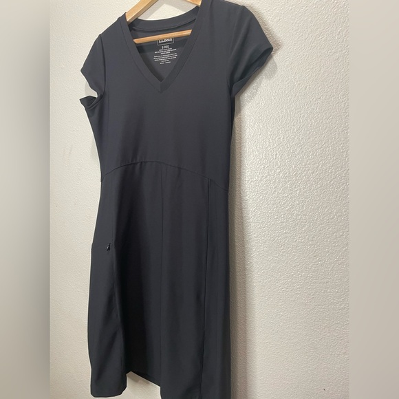 L.L. Bean Women’s Classic Black Performance Dress - Picture 5 of 9